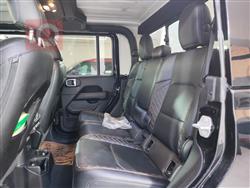 جيب جلاديتور